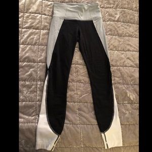 Athleta salutation 7/8 tights high waisted
